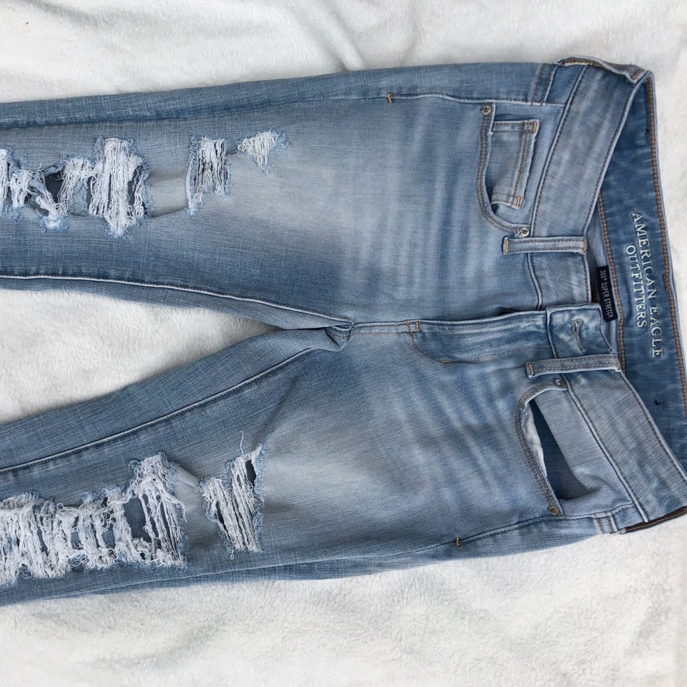 American Eagle light wash jeans ♡ size 0